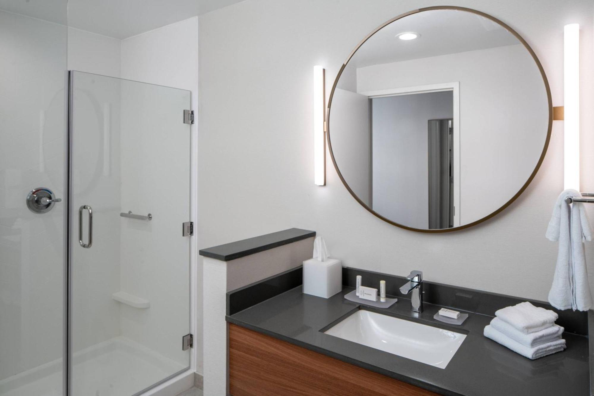 Fairfield By Marriott Inn & Suites Pensacola Pine Forest Екстериор снимка